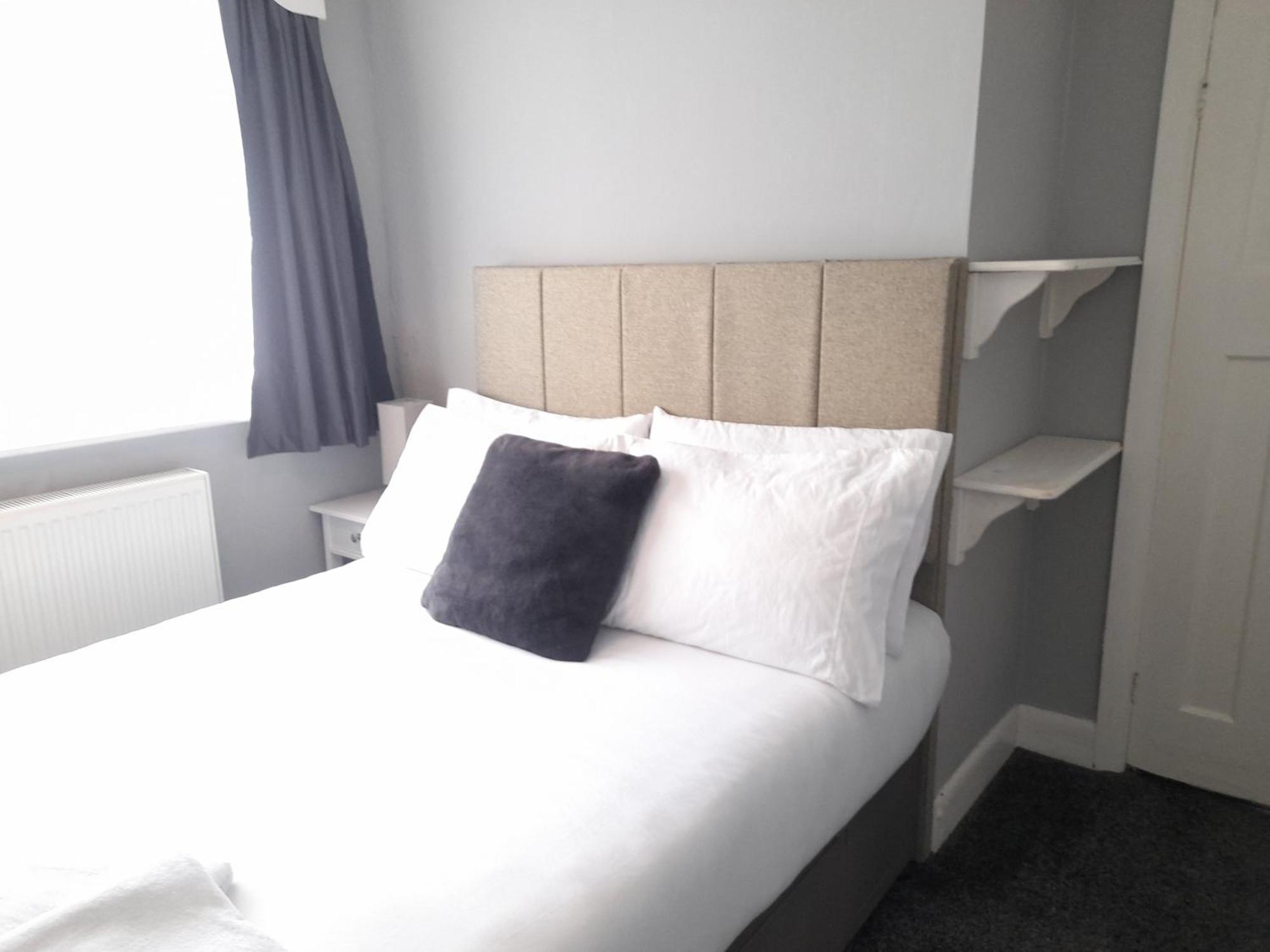 Bright 4-Bed House 15 Min To Manchester Centre Vila Exterior foto