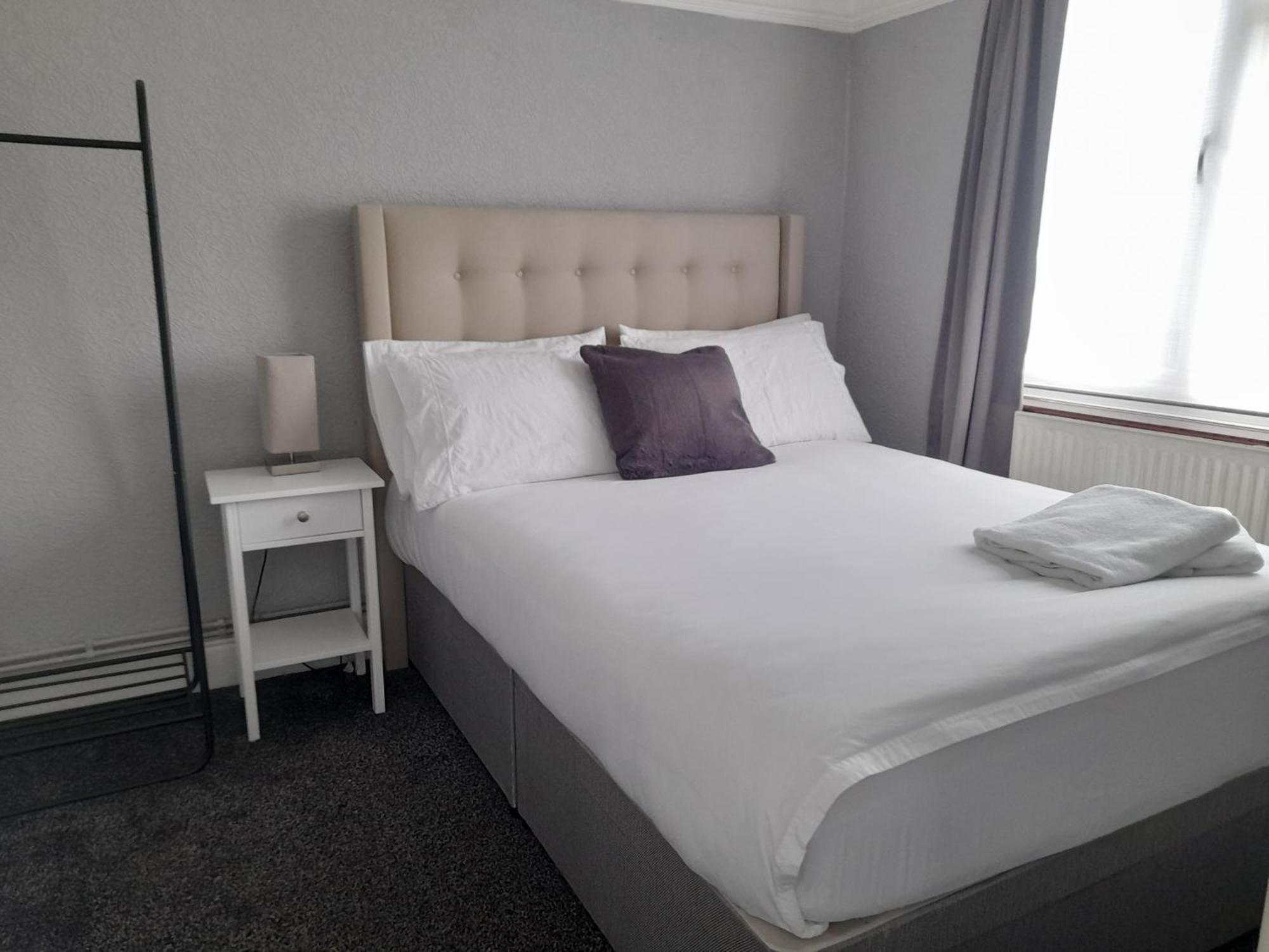 Bright 4-Bed House 15 Min To Manchester Centre Vila Exterior foto