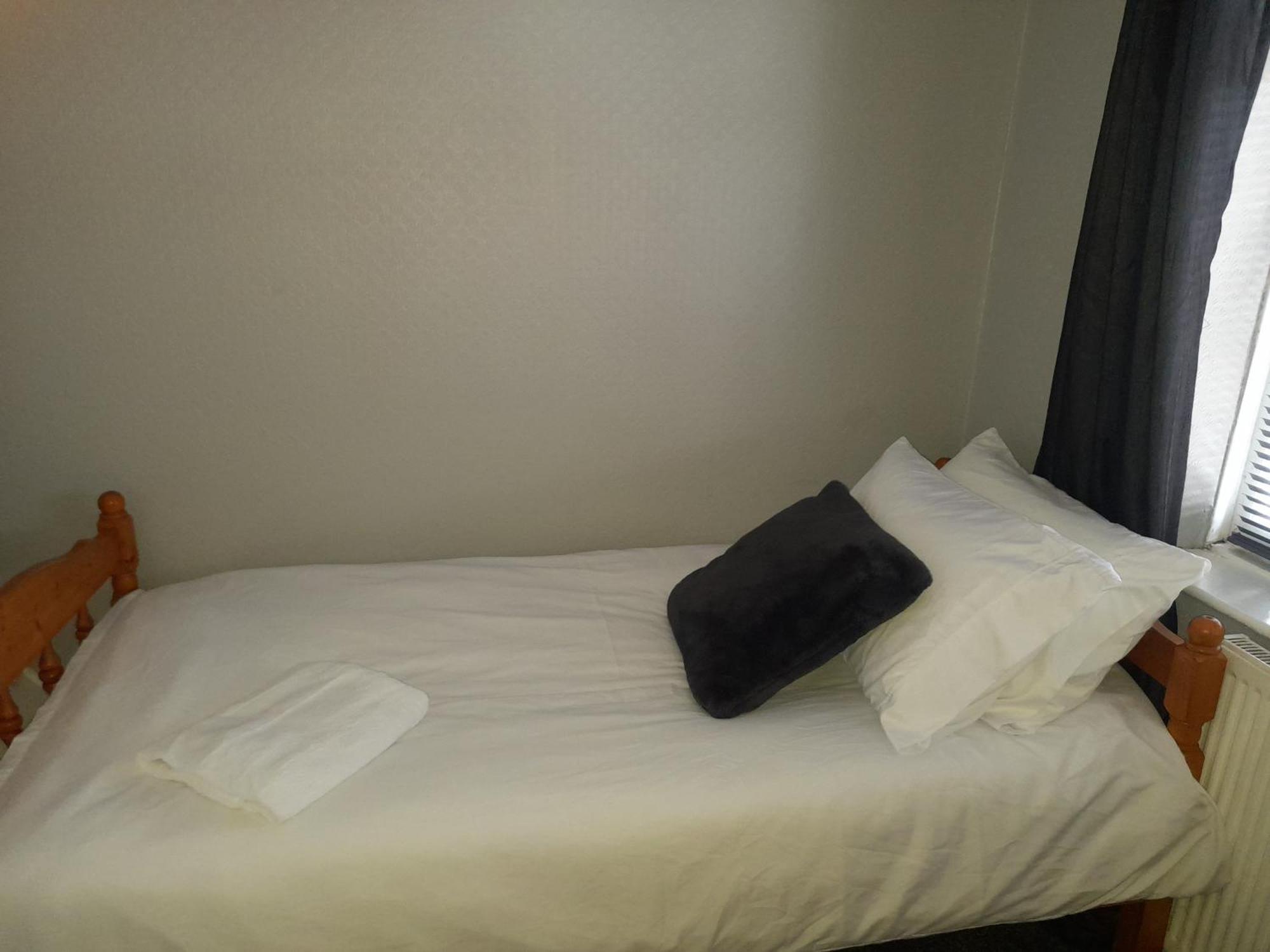 Bright 4-Bed House 15 Min To Manchester Centre Vila Exterior foto
