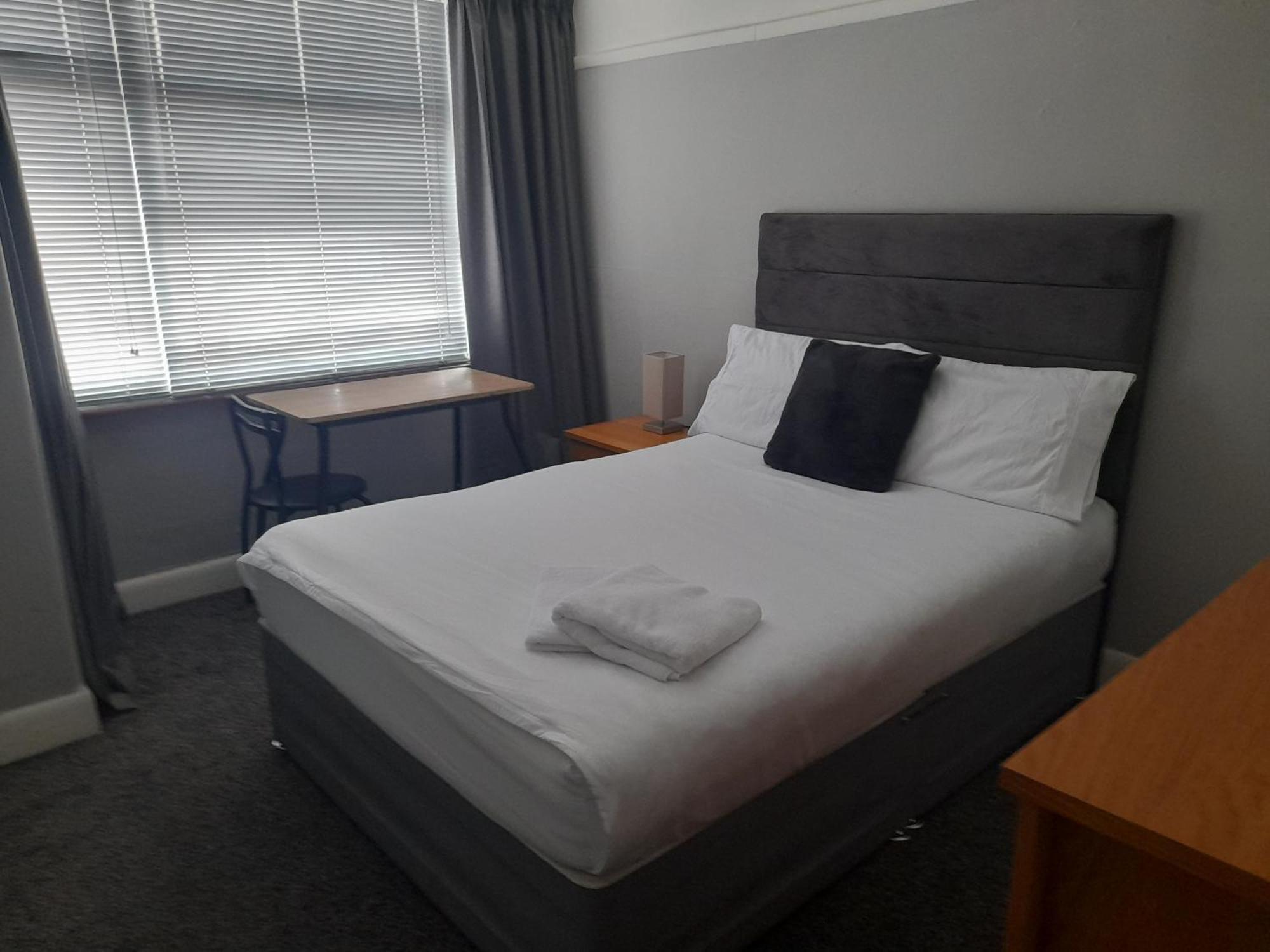 Bright 4-Bed House 15 Min To Manchester Centre Vila Exterior foto