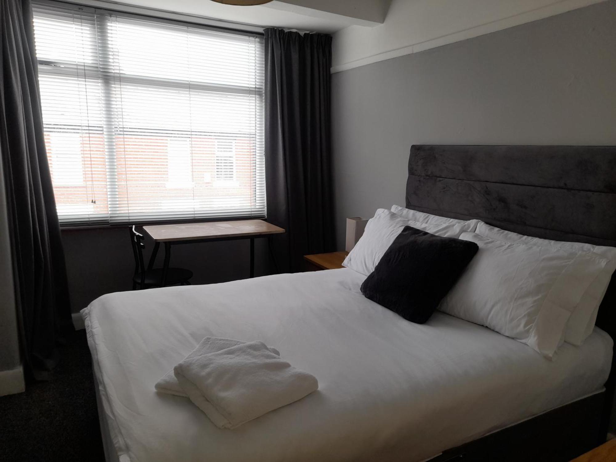 Bright 4-Bed House 15 Min To Manchester Centre Vila Exterior foto