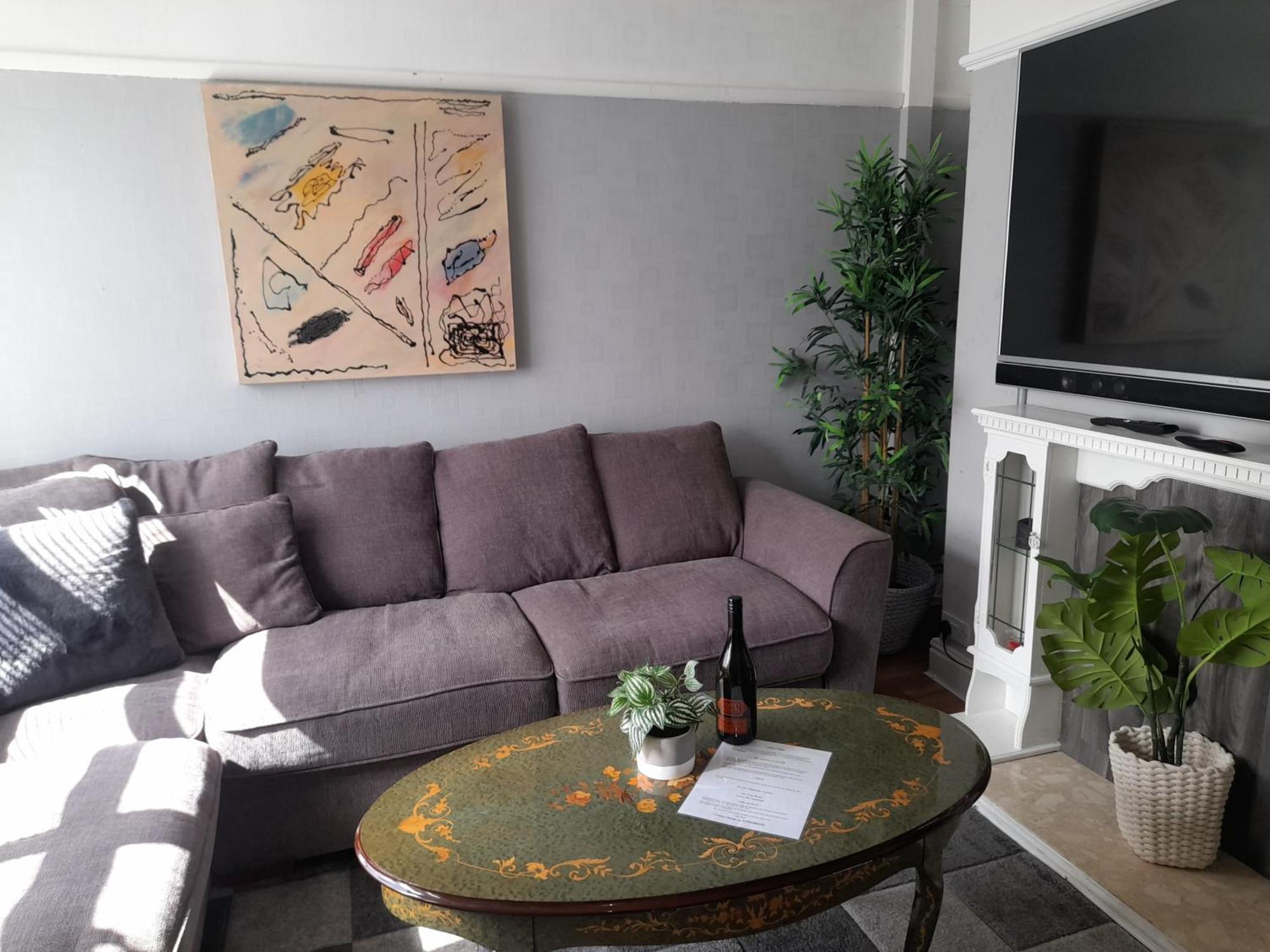 Bright 4-Bed House 15 Min To Manchester Centre Vila Exterior foto